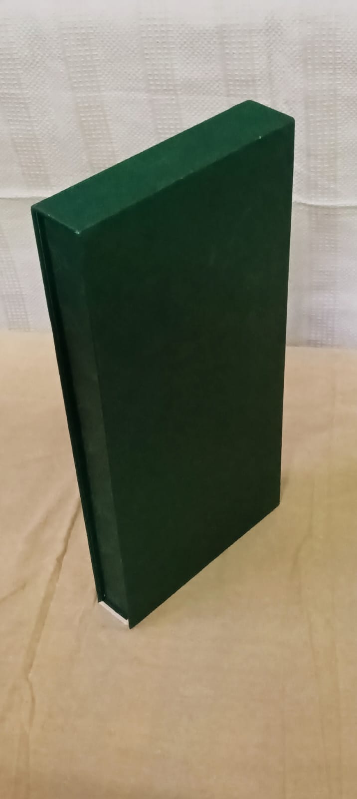 Green rigid box thumbnail